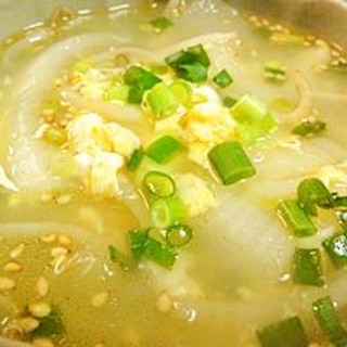 もやしと玉ねぎの中華スープ